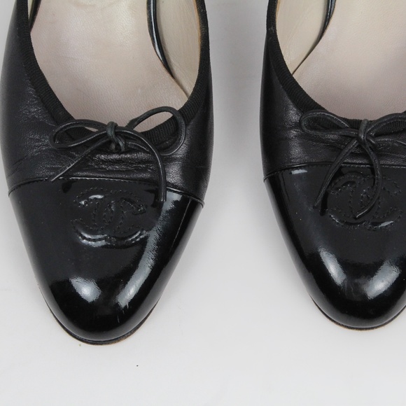 Chanel CC Bow Black Leather Mules - Picture 3 of 4